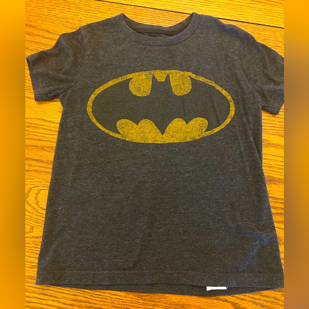 Boys’ Batman Logo T-Shirt in Gray and Yellow